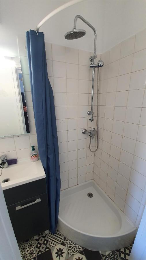Apartement 1 Mn To The Beach Етрета Екстериор снимка
